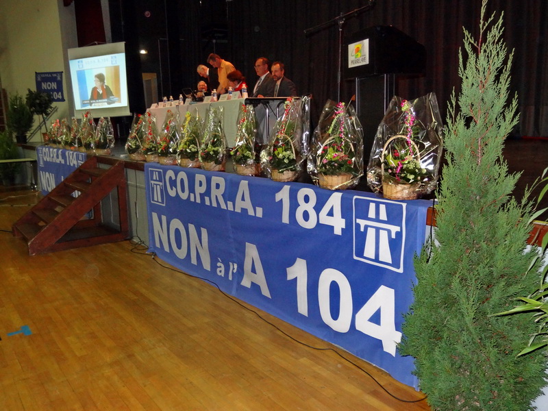 Compositions florales des 20 ans du COPRA 184